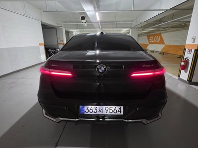BMW 7 SERIES - 3