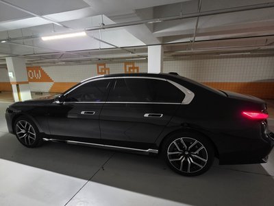 BMW 7 SERIES - 5