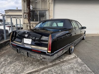 CADILLAC BROUGHAM - 9