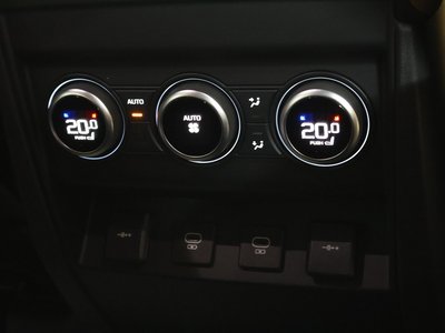 صورة مصغرة 28 لـ 2022 LAND Rover DEFENDER