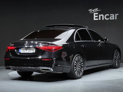 2022 Mercedes-BENZ S-CLASS photo 2