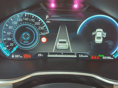 2022 Genesis ELECTRIFIED G80 (RG3) — миниатюра 16