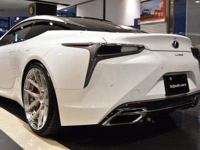 صورة 10 لـ 2022 Lexus LC