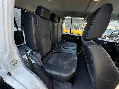 صورة مصغرة 44 لـ 2025 Toyota LAND CRUISER 70
