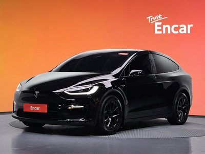 TESLA MODEL X - 1