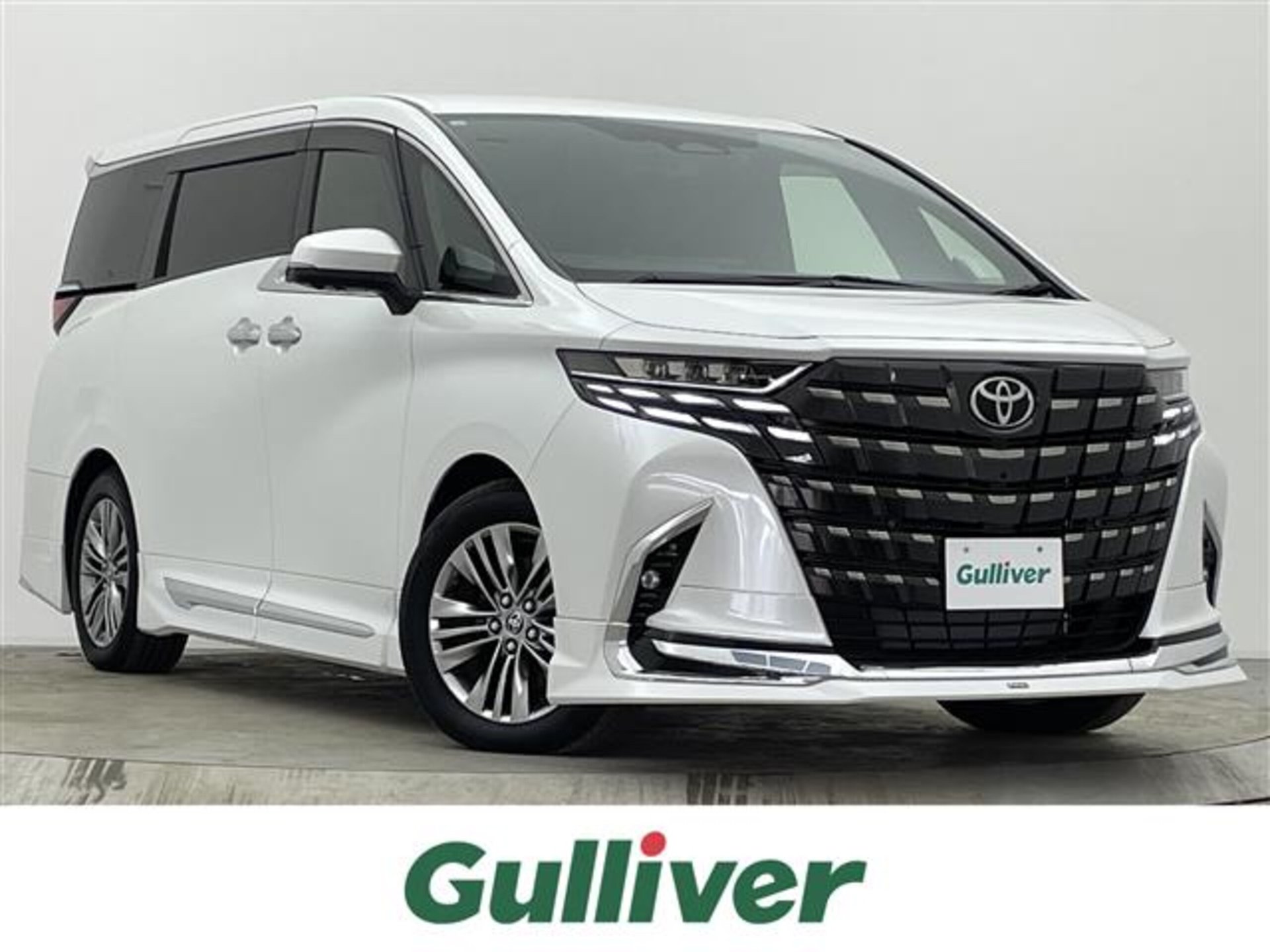 TOYOTA ALPHARD - View 1