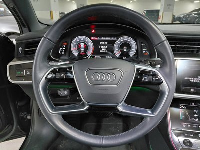 AUDI A6 - 8