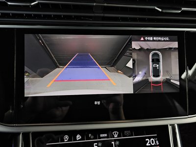 2025 AUDI Q8 缩略图 21