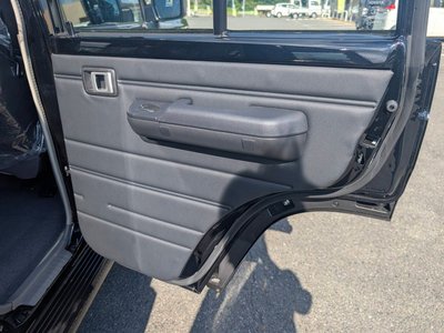 2026 Toyota LAND CRUISER 70 — миниатюра 31