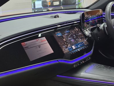 MERCEDES-BENZ E-CLASS - 4