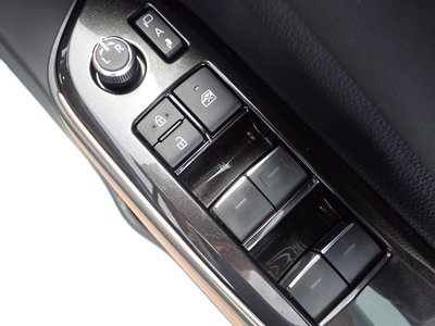 2024 Toyota CROWN SPORT 缩略图 31