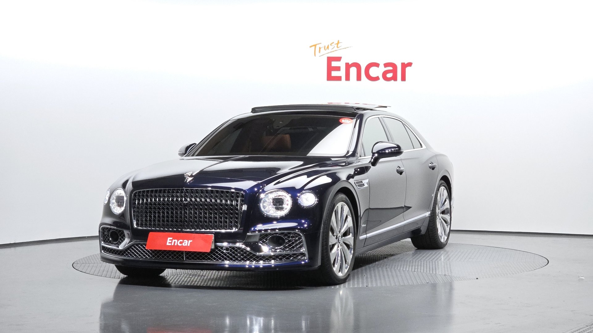 BENTLEY FLYING SPUR - View 1