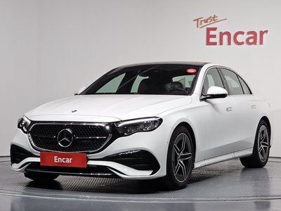 MERCEDES-BENZ E-CLASS - 1