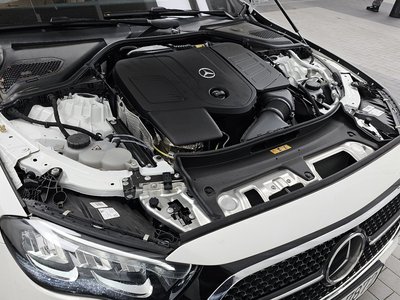 MERCEDES-BENZ E-CLASS - 7