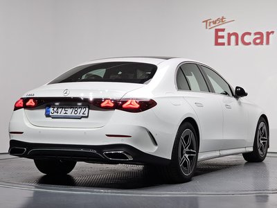 MERCEDES-BENZ E-CLASS - 3