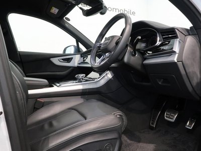 AUDI Q7 - 8