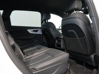 AUDI Q7 - 9