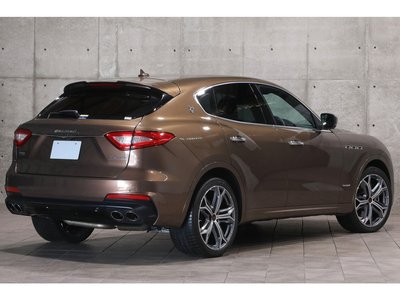 2021 Maserati LEVANTE 照片 2