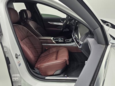 صورة مصغرة 13 لـ 2024 BMW I7