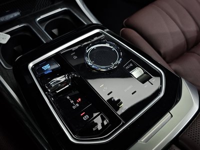 صورة مصغرة 12 لـ 2024 BMW I7