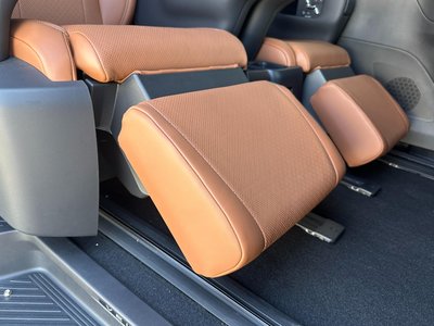 2025 Toyota VELLFIRE 缩略图 38