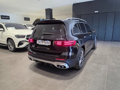 MERCEDES-BENZ GLB - 4