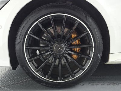 صورة 6 لـ 2021 Mercedes-BENZ GT AMG