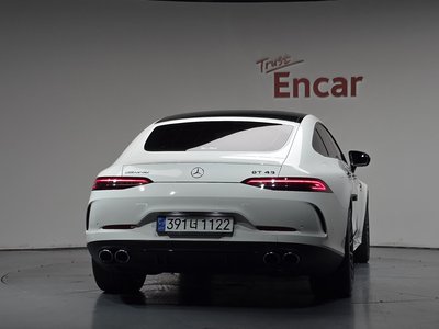صورة 4 لـ 2021 Mercedes-BENZ GT AMG
