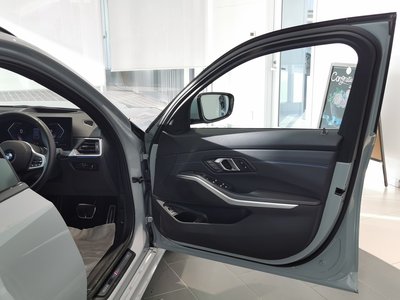 صورة مصغرة 20 لـ 2024 BMW 3 SERIES TOURING
