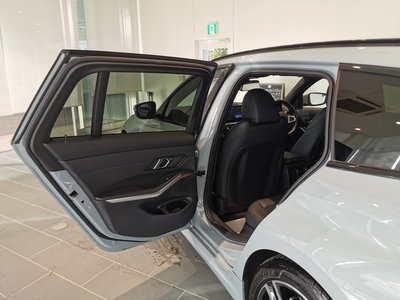 صورة مصغرة 39 لـ 2024 BMW 3 SERIES TOURING