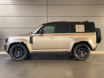 LAND ROVER DEFENDER - 4
