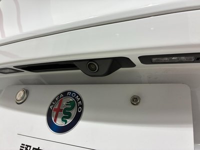 ALFA ROMEO STELVIO - 9