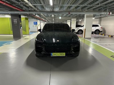 PORSCHE CAYENNE - 4