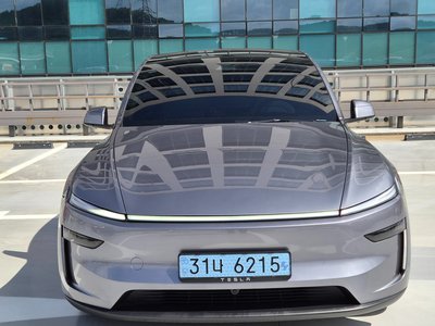 صورة 2 لـ 2025 Tesla MODEL Y