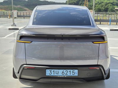 صورة 3 لـ 2025 Tesla MODEL Y