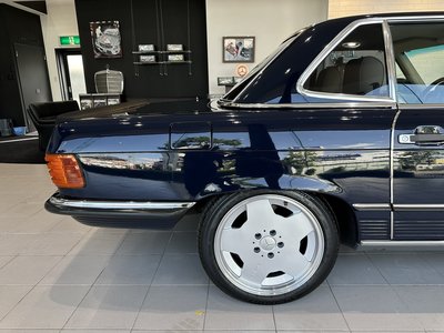 MERCEDES-BENZ SL - 9