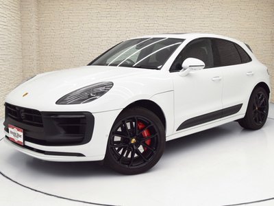 PORSCHE MACAN - 3
