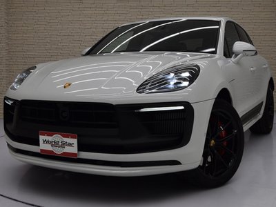 PORSCHE MACAN - 5