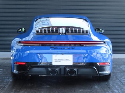 صورة 9 لـ 2025 Porsche 911