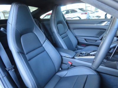 2025 Porsche 911 缩略图 12