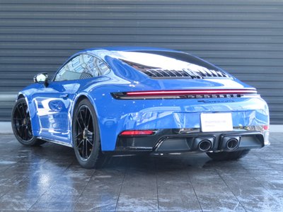 صورة 8 لـ 2025 Porsche 911