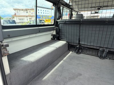 2002 LAND Rover DEFENDER — миниатюра 27