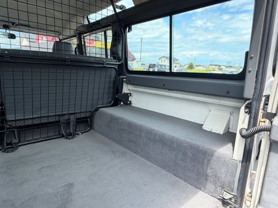 2002 LAND Rover DEFENDER — миниатюра 28
