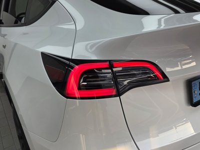 2024 Tesla MODEL Y — фото 10