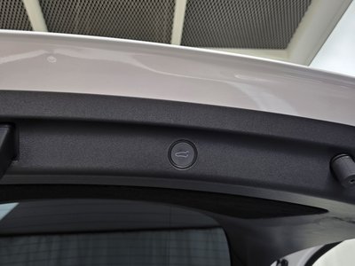 صورة مصغرة 29 لـ 2024 Tesla MODEL Y