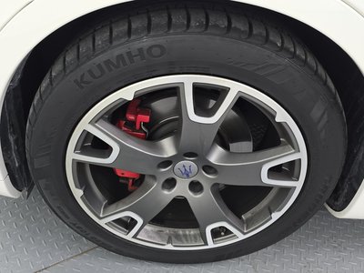 MASERATI LEVANTE - 6