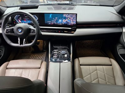 BMW 5 SERIES - 5