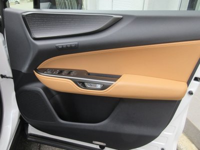 صورة مصغرة 19 لـ 2023 Lexus NX