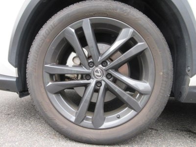 صورة 10 لـ 2023 Lexus NX