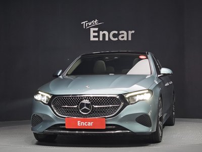 MERCEDES-BENZ E-CLASS - 2